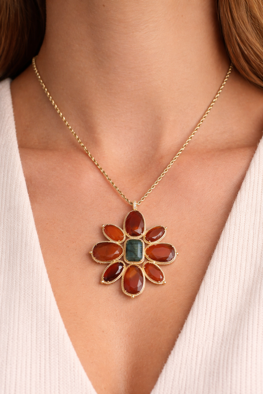 Collier Maille Acier Pendentif Fleur Pierres Naturelles Cornaline Labradorite